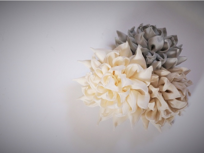 QliFzfނςāA_ÃRT[WB