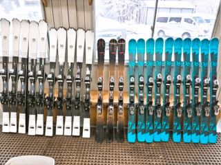 22-23シーズン用 新品板も揃えております。(割増料金)