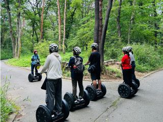 移動が楽しいセグウェイなら、広い園内の移動も自由自在