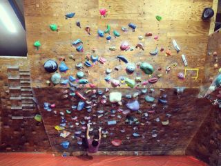 平日 熊本市東区小峯 ボルダリングジムで体を動かそう Rockbakka じゃらん遊び体験