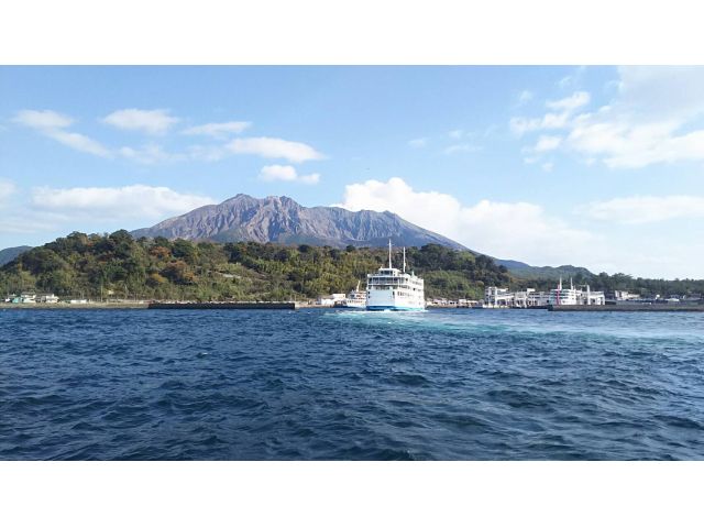 桜島フェリーと桜島北部