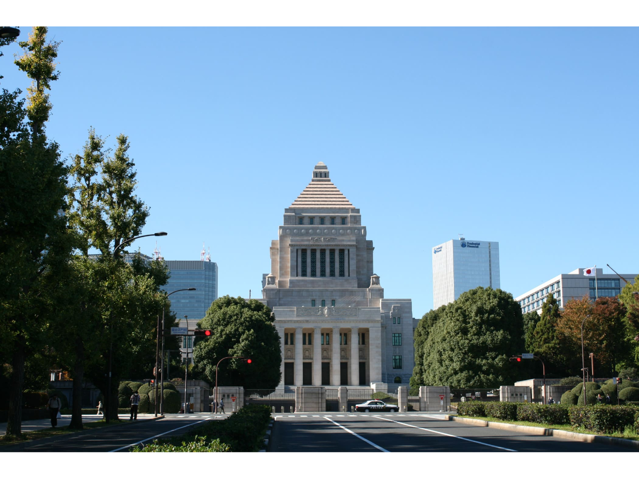 日本の議会政治の中心地「国会議事堂」