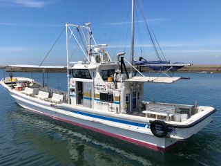 釣り船まるかつ