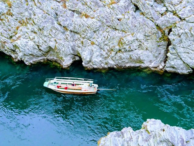 大歩危峡観光遊覧船