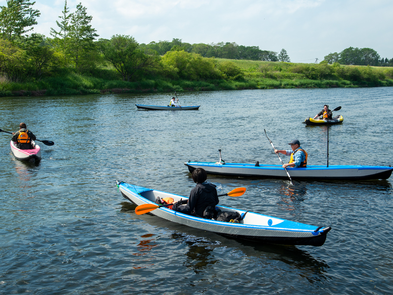 出発地点は千歳市長都、ここから6.5km、約2時間の川下りになります。