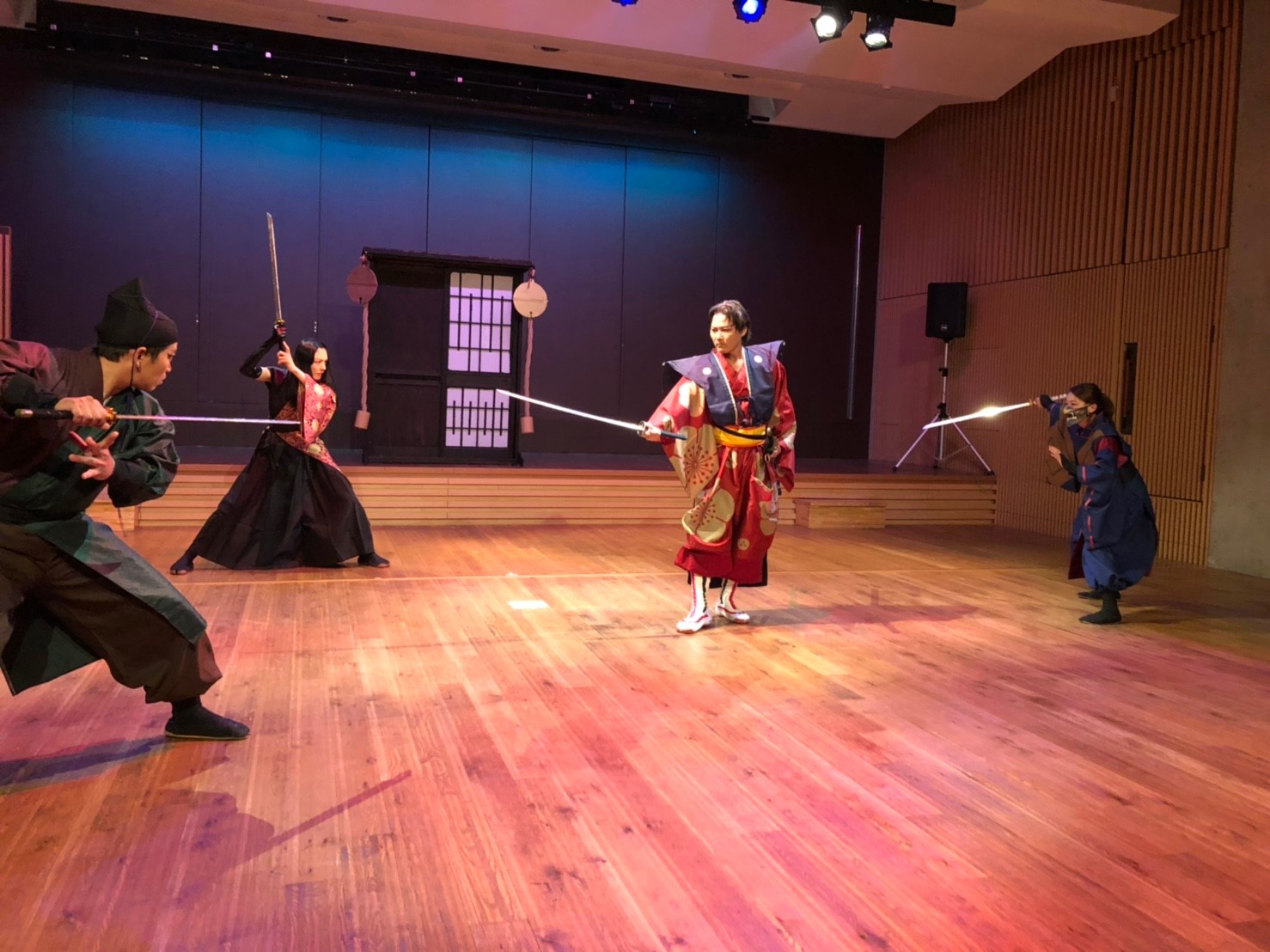 指定席制 和踊舞台 宰 ミニライブ 和踊りを中心に 様々なゲストを迎えたlive 太宰府まほろば衆 じゃらん遊び体験 指定席制 和踊舞台 宰 ミニライブ 和踊りを中心に 様々なゲストを迎えたlive 太宰府まほろば衆 じゃらん遊び体験