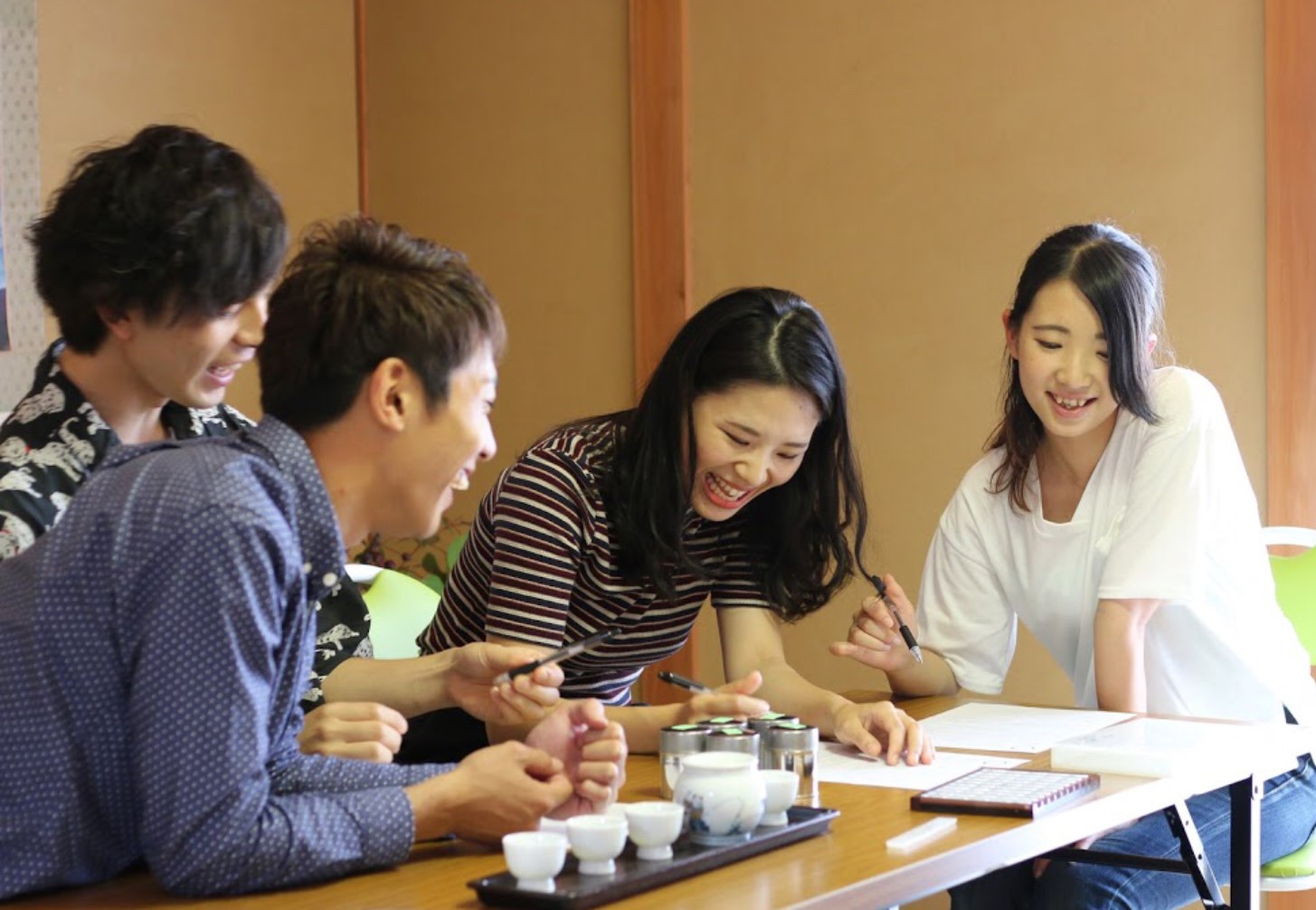 一煎飲むごとに札を投じるので、全問正解は至難の業!