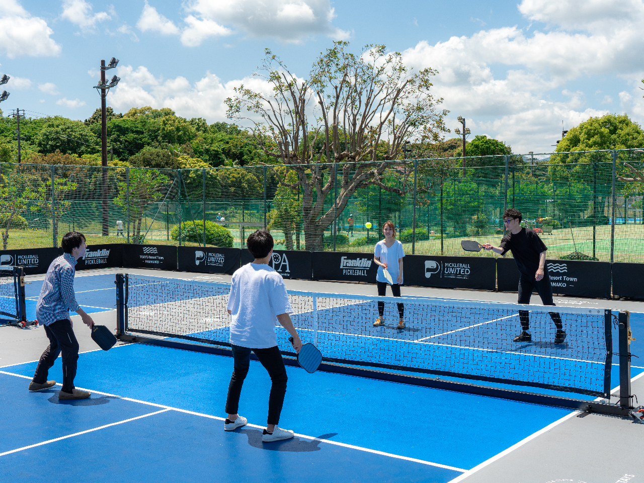 ピックルボールはダブルスがメイン