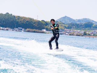 ウェイクボードデビュー