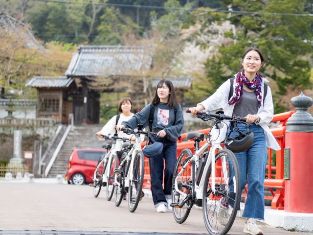修善寺観光の移動手段に。自転車であれば渋滞も気になりません。