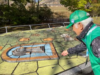 午前中は数多くの古墳がある馬見丘陵公園を歩きます