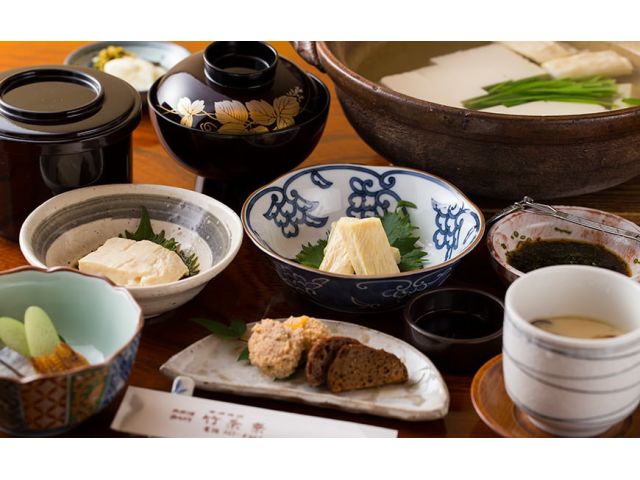 湯豆腐や湯葉で京都情緒を味わいます♪