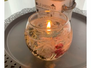 キラキラ透明なジェルキャンドル