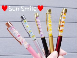 ハーバリウムボールペン作り 女性に大人気 持ち歩けるお洒落なアイテム 可愛いハーバリウムボールペンの手作り体験 プレゼントにもおすすめです Sun Smile じゃらん遊び体験