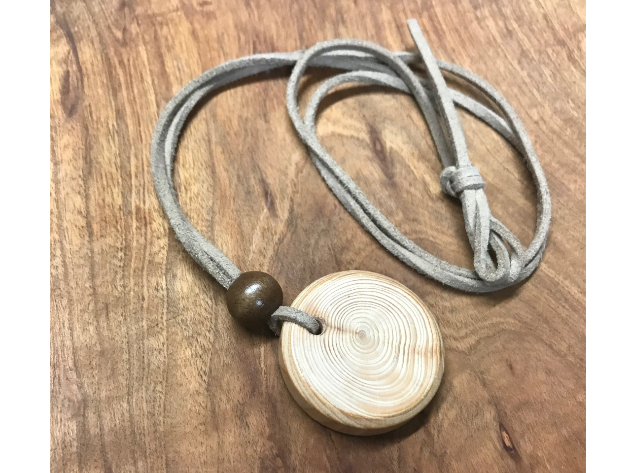 ؂̃y_ggbv{r[Y{RŁAlbNXƃXgbvł܂B