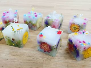 スクエア型キャンドル1870円