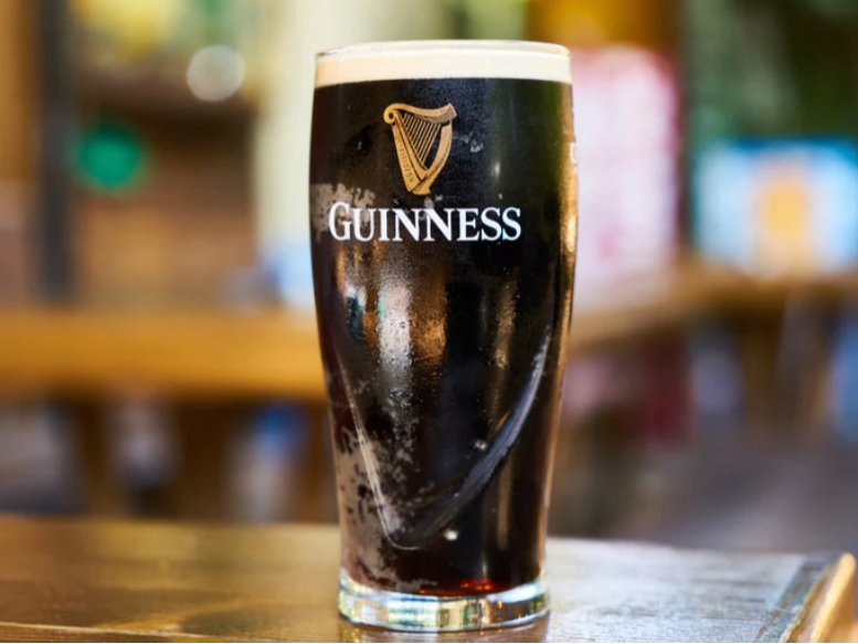 �A�C�������h�̍��r�[���y�M�l�X�r�[���z