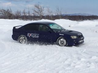 冬期限定 雪上ドリフト体験 雪道運転の練習にもバッチリ モータースポーツパークサッポロ じゃらん遊び体験 冬期限定 雪上ドリフト体験 雪道運転の練習にもバッチリ モータースポーツパークサッポロ じゃらん遊び体験