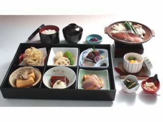 季節の万葉御膳 ※画像はイメージ※季節・仕入れ状況により急遽内容を変更する場合がございます。予めご了承ください。(画像は2025/9/1〜の内容一例)