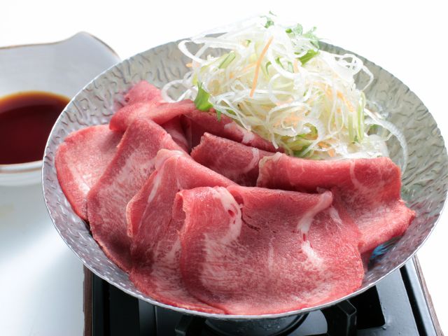 特別メニュー【牛タンの出汁しゃぶ】提供時間:11:30〜21:30まで