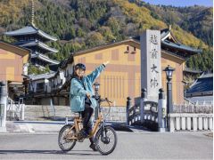 e-bikeで勝山市内をラクラク周遊(大師山清大寺 越前大仏)