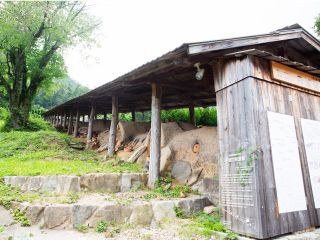 陶の郷から歩いて5分ほど。立杭に現存する「最古の登窯」。兵庫県の文化財に指定されています