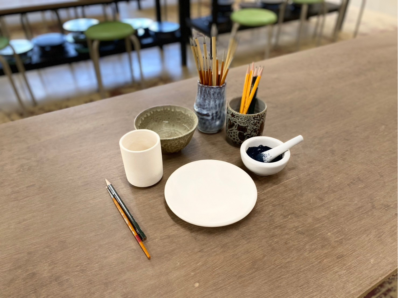 fĂ̂MA܂͂ۂ1FA܂̓J[ŊG`Ē̌łB