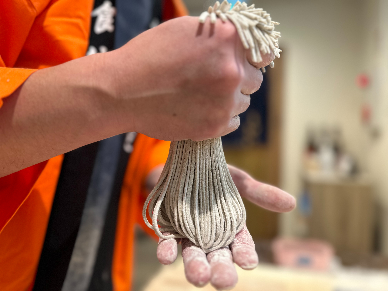 札幌!気軽に手ぶらで蕎麦打ち体験と道産エゾシカしゃぶしゃぶ付きお得プラン!じゃら...