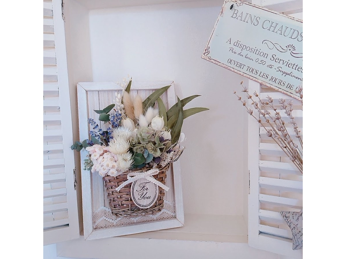 人気のアレンジ ウォールデコ 当サロンにて作成体験できます^^