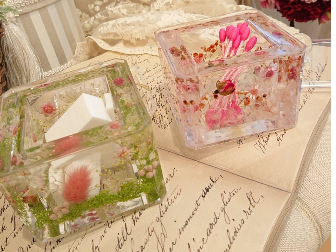 コットンや綿棒などお気に入りのアメニティをいれて オリジナルアメニティーボックスを使ってね