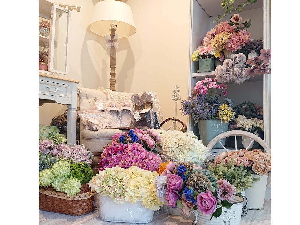 店内の様子 一部 アーティフィシャルも取り扱っております