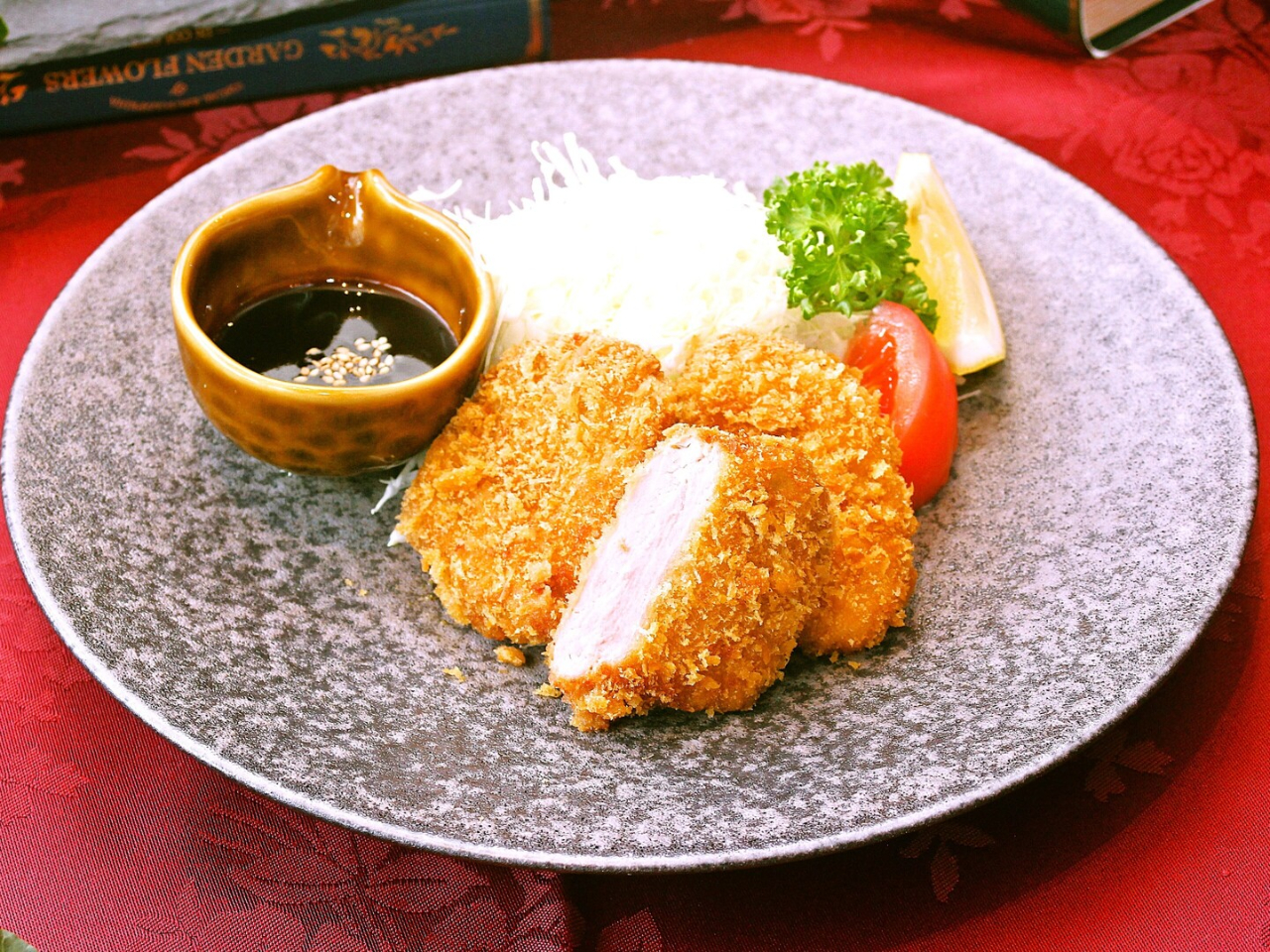 ◆みやぎのポーク フィレ肉のとんかつ◆