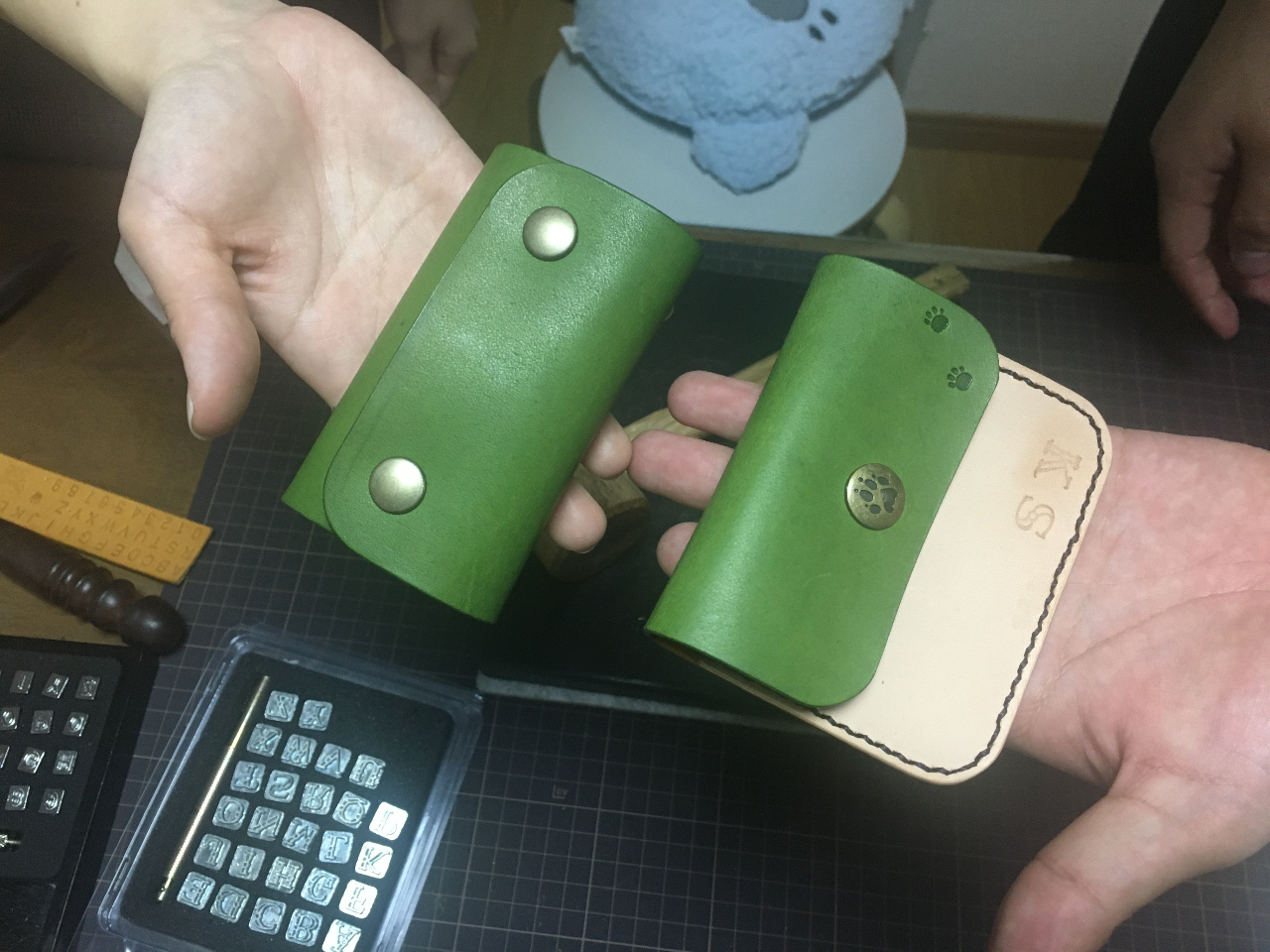 【さる】【まとめ買い】レザー小物各種（中古） 楽天市場】猿 ポーチ（レディースコインケース｜財布・ケース
