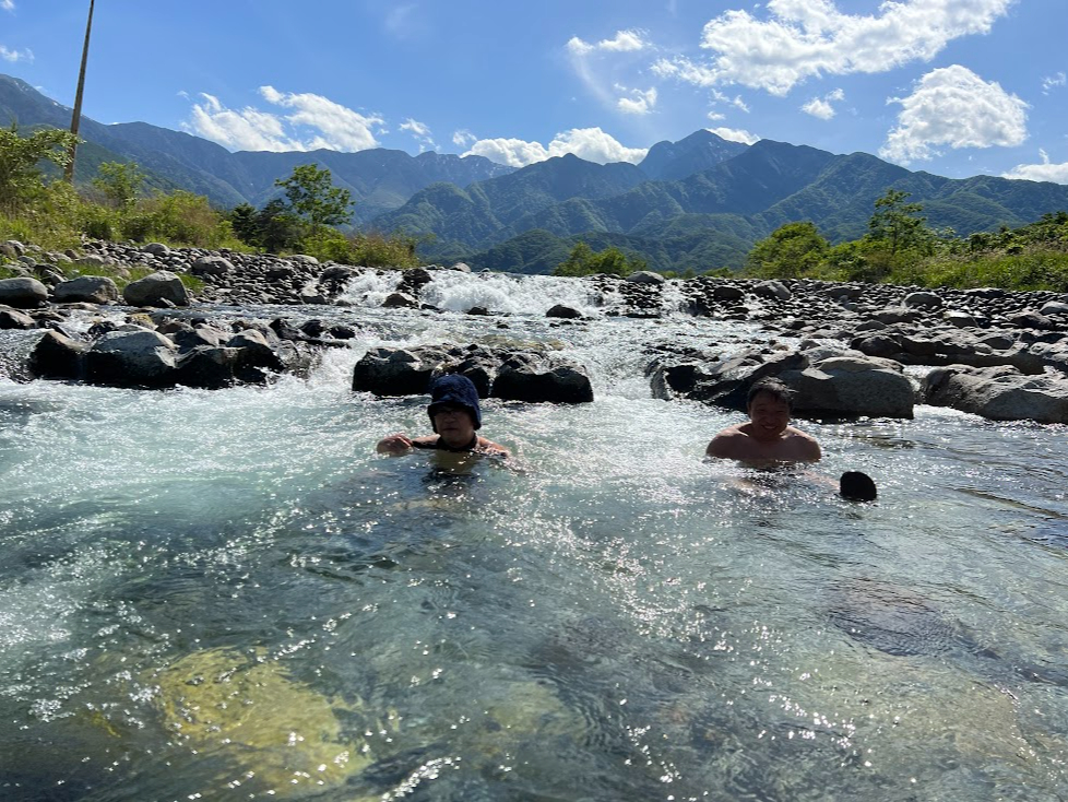 ͍L󂢂łBG⍘炢܂ł̏ꏊASɃN[_Eł܂B