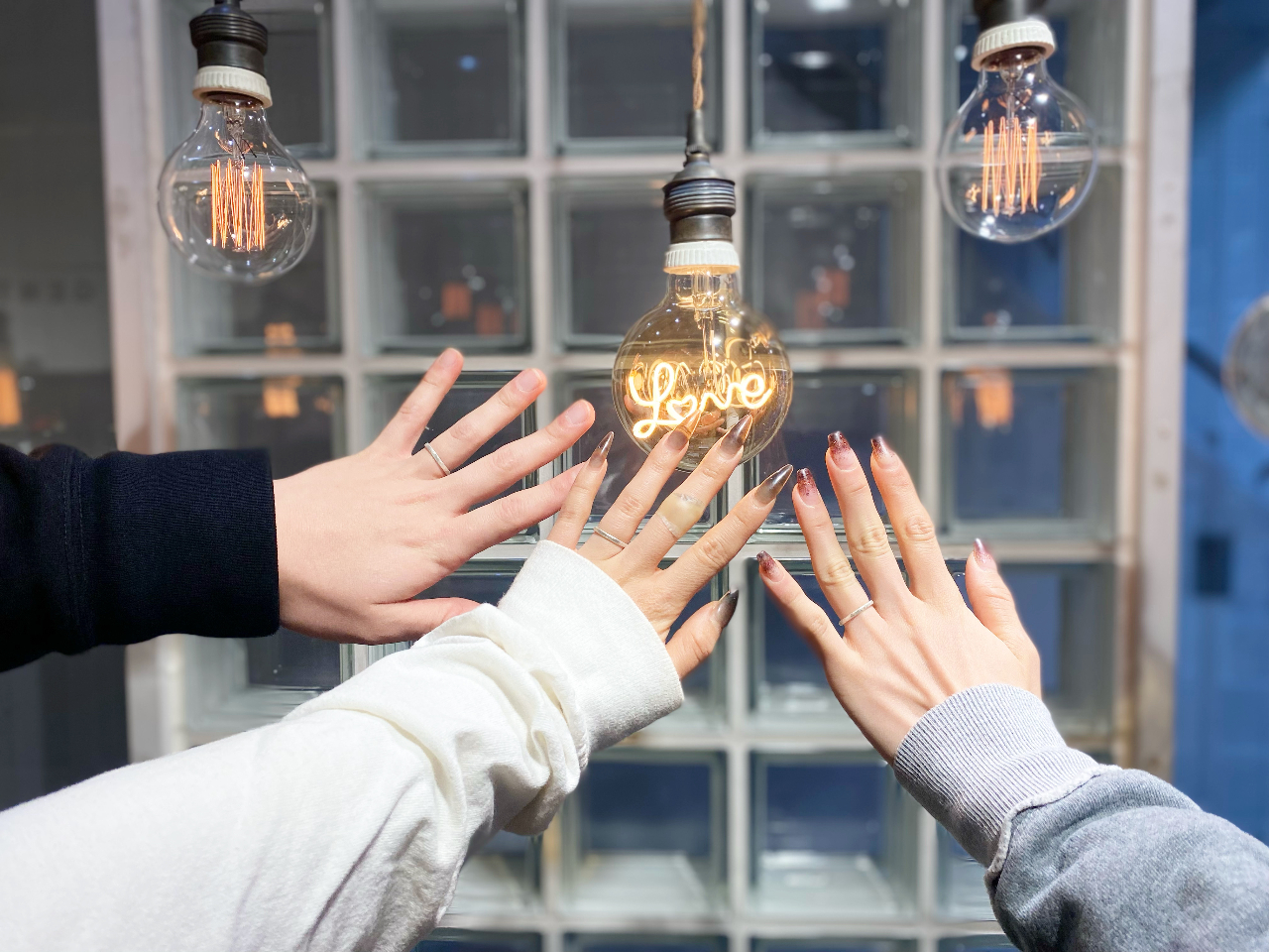 ݂ȂŋLOBeBX^btʐ^`܂B