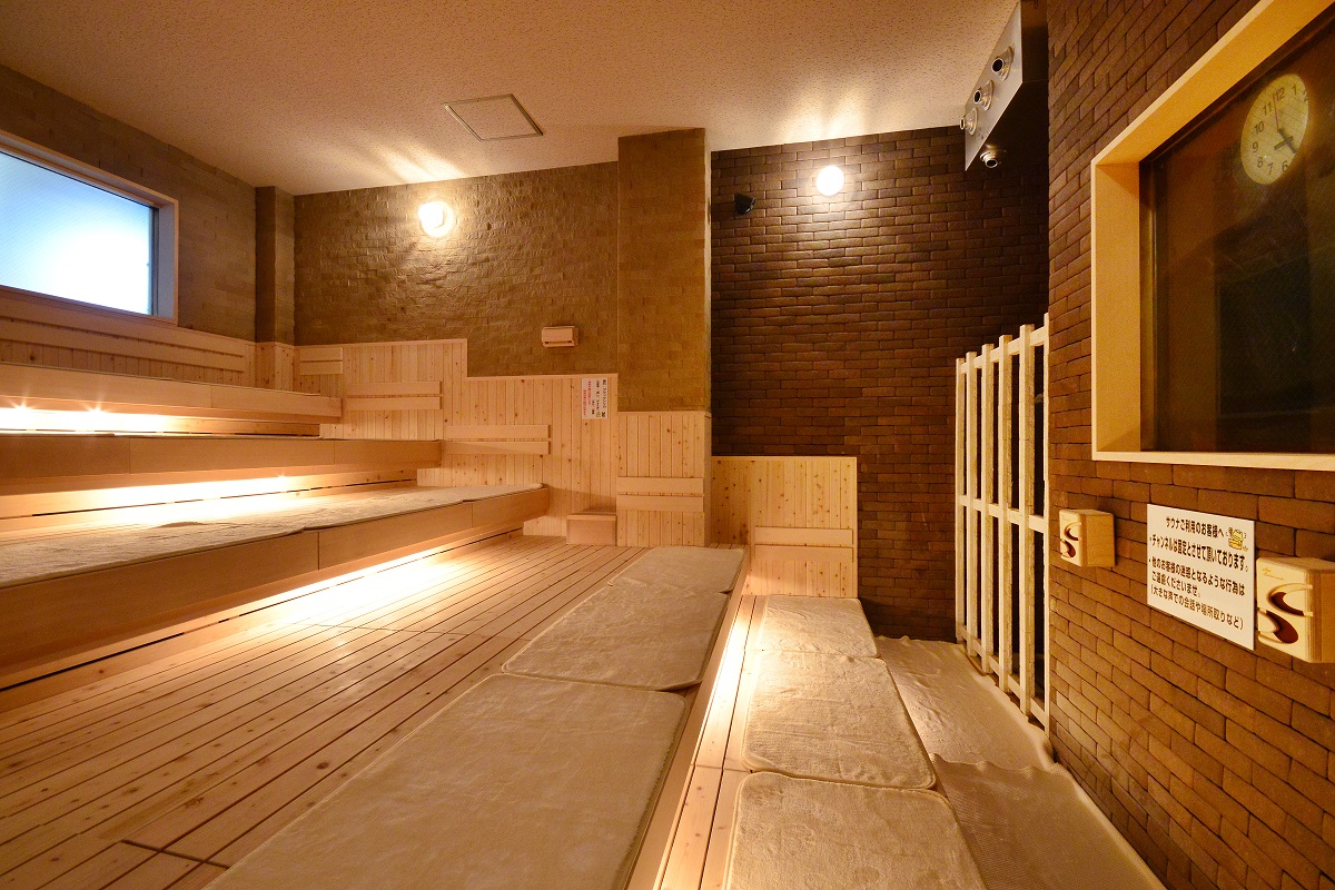 mjF^[TEiI[gEn9`23܂ŁA05ԁAI[gŔMg̊ł܂B ԊOő̂牷ߔp܂B