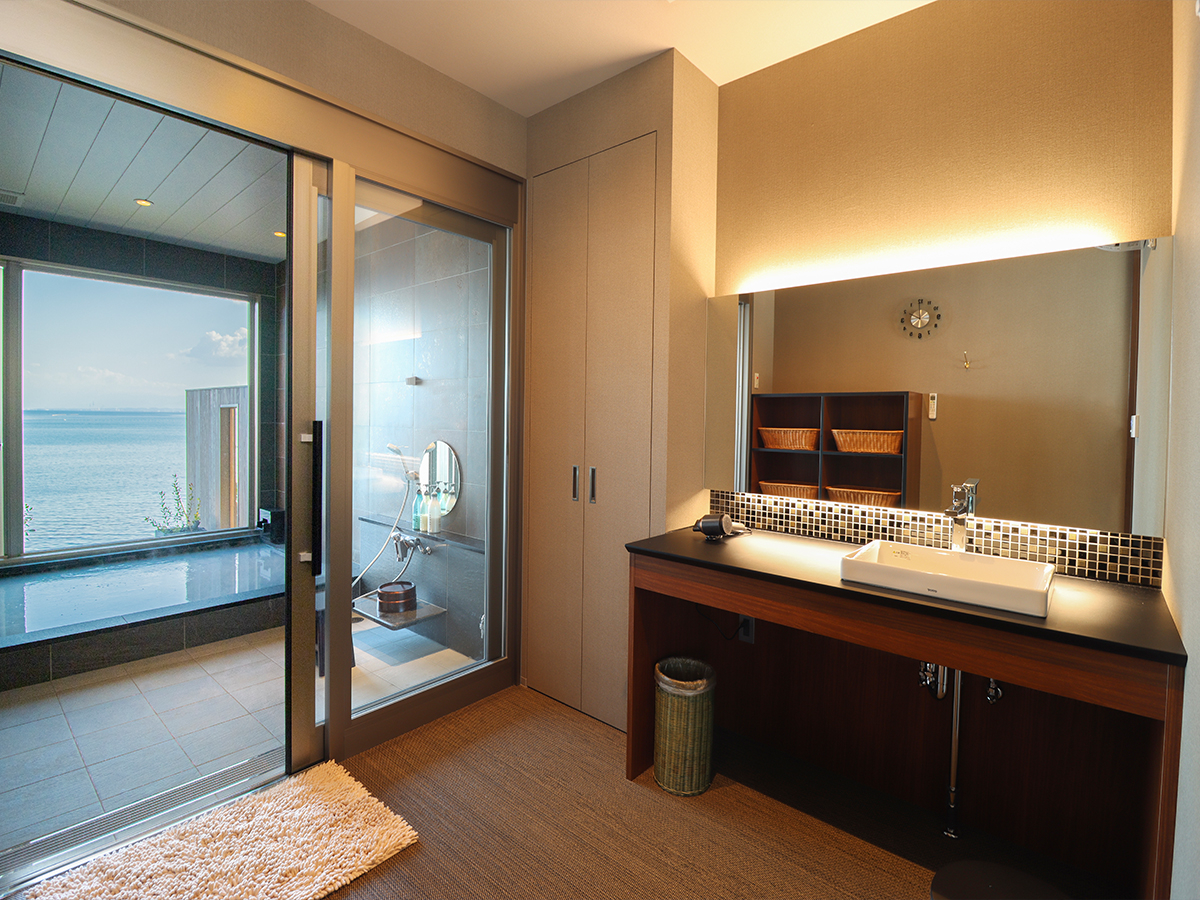 ł́AV[J͂PƂȂ܂B̃XCb`ƃ}CNouX^[g܂B