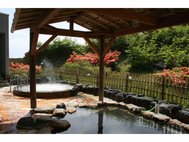 湯ったり館とどぽっくる☆露天岩風呂