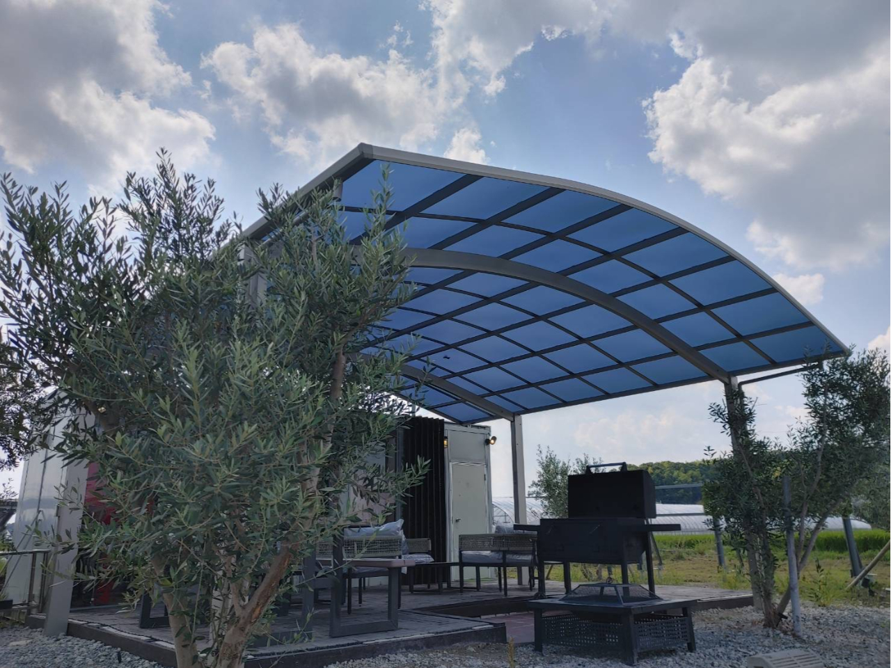 I[uɈ͂܂ꂽꏊłƂ܂BFXȃ^îpӂĂ܂BCyɂB