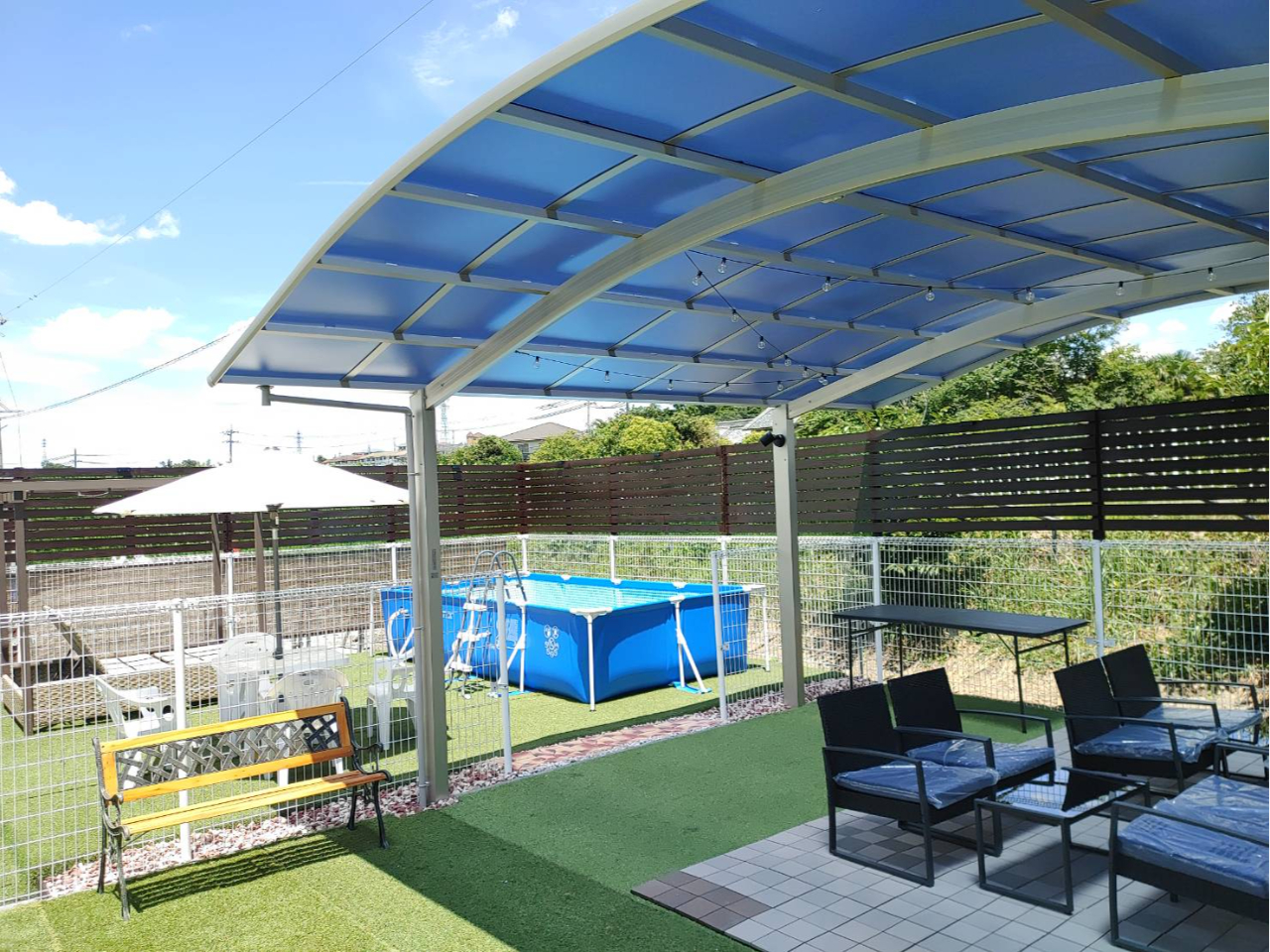 �V�G���A�o��I�I�@�v���C�x�[�g�@�v�[�����I�[�v�����܂����B�v�[���̑傫����2���~4���@�[����60�����ł��B