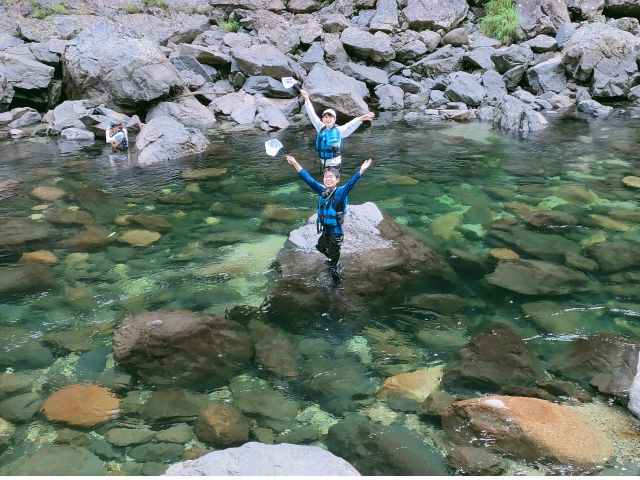 夏季限定・シュノーケルマスクやタコメガネをレンタルするので川遊びもたのしんでね♪