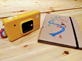 インスタントカメラ(フィルム10枚入り)をお渡しします。その写真を使って自分だけのオリジナルマップを作りませんか?