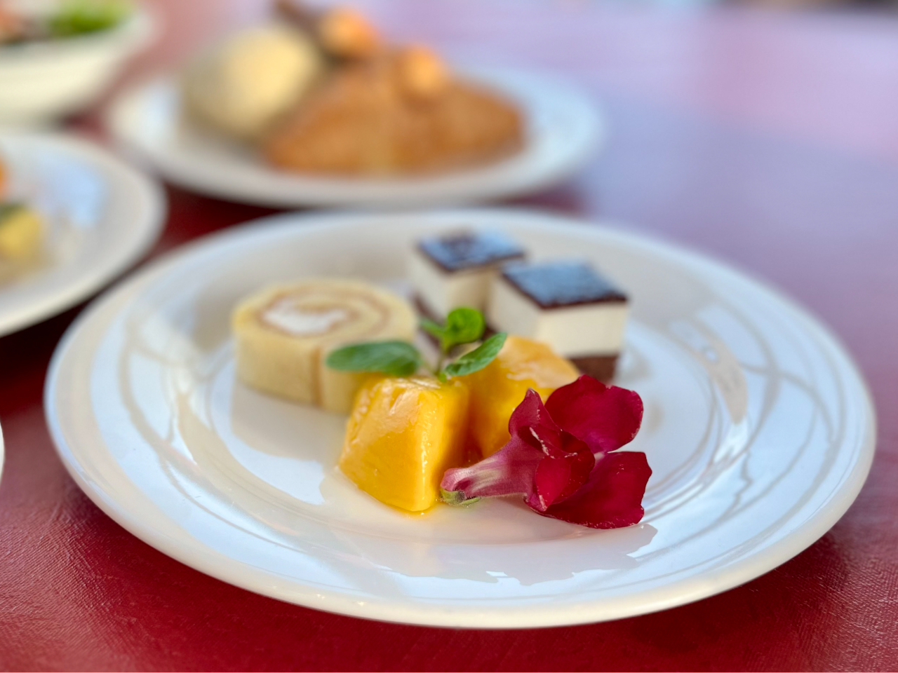 デザートはブッフエスタイル