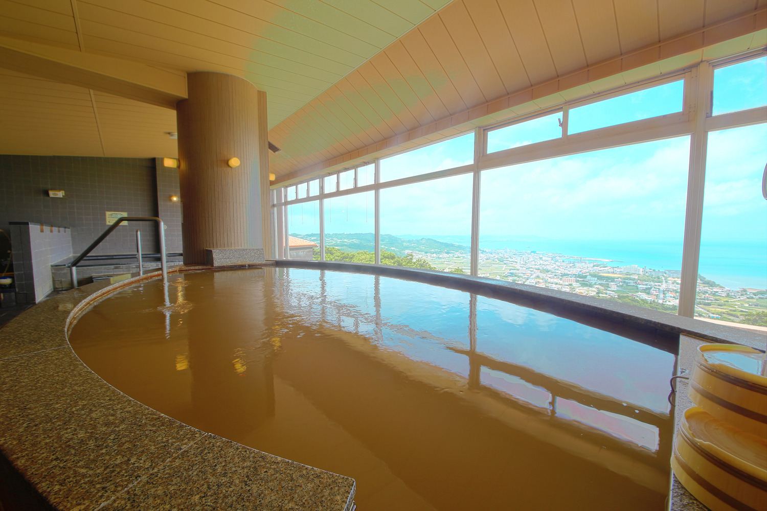 y~̋u̔Q̒]z͐ƊCA͓s̖iƐ𒭂߂ȂAƗ̔ĂB