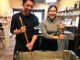 まずは、原料の「楮」を混ぜるところからスタート!