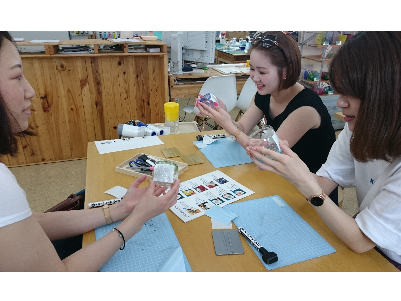 ƒʐ^BׂƂłAX^btPPJɐĂ܂̂ŎyɃIWiOX܂(*L-`)