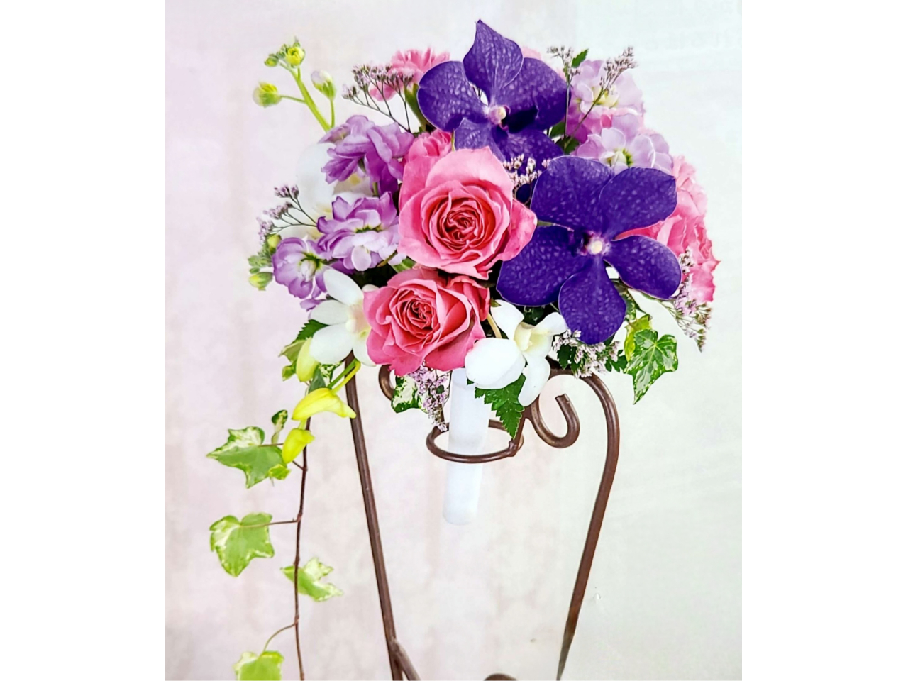 「初めての方も安心」フラワーアレンジメント体験