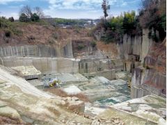 採石場の全景です。