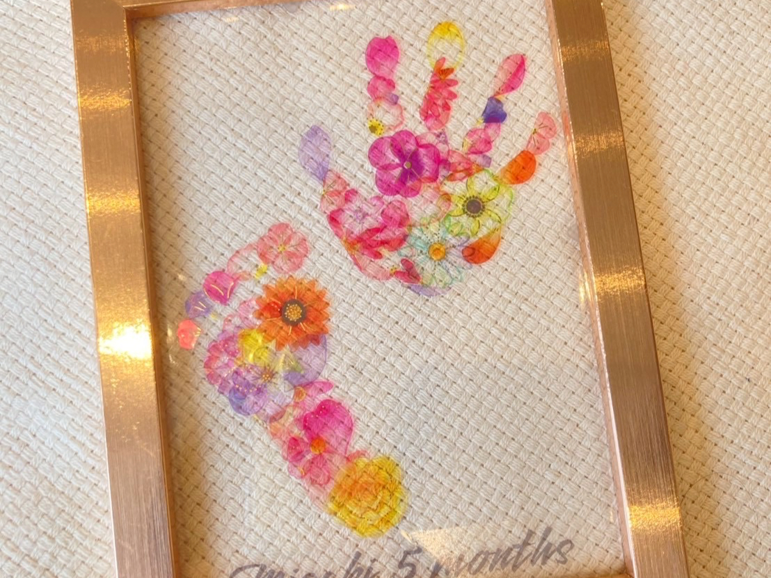 フラワーアート 手形・足型のフラワーアート/Mother Nature's Son(マザネ