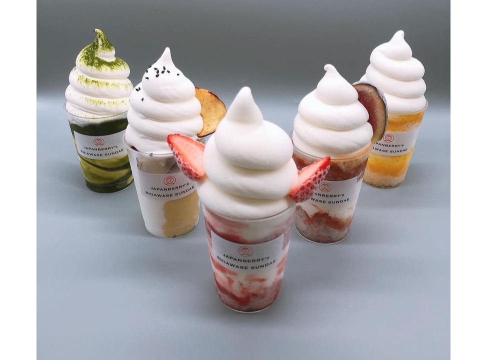 カフェの営業もしております!是非お立ち寄りください!